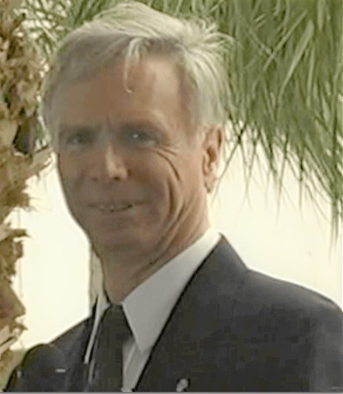 Dr. Robert Atlas