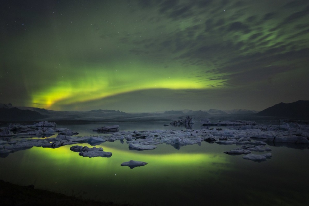 Green Dance on Joekulsárlón